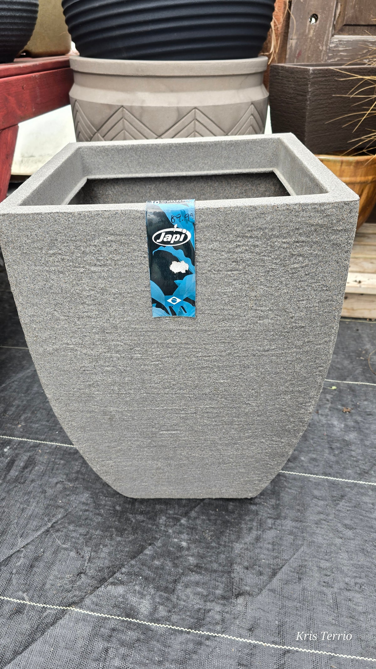 Japi PLANTER Grey Light