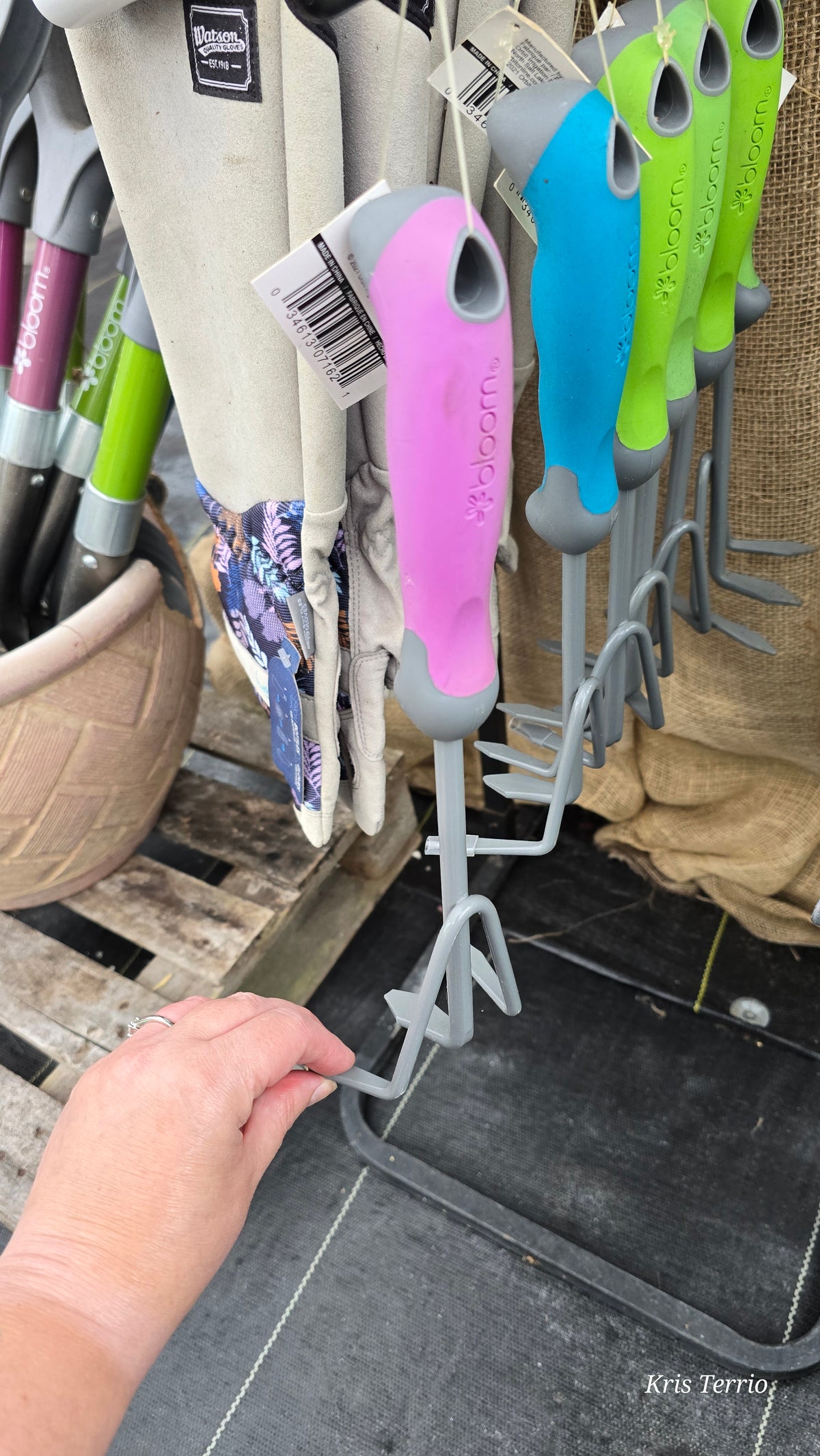 Bloom HAND CULTIVATOR Long